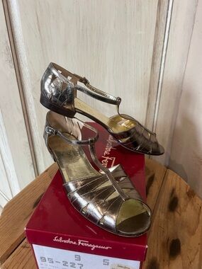 Salvatore Ferragamo Metallic Silver T‑Strap Peep‑Toe Heels